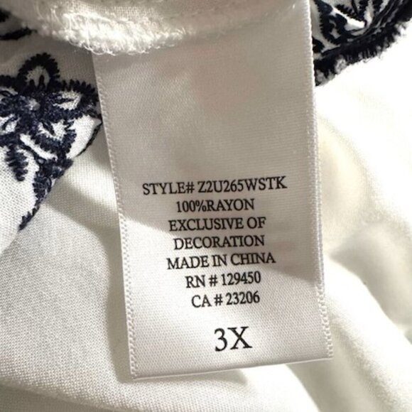 New Directions Blouse w/Embroidery Detail White 3X EUC - Picture 7 of 8